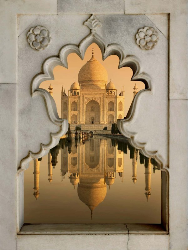 Créer un espace paisible : décorer avec des tableaux islamiques